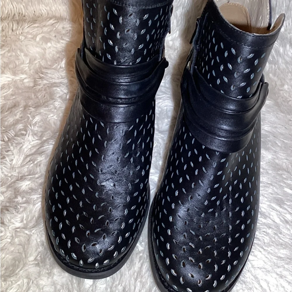 Spenco orthotic black leather razor cut ankle boots size 8.5